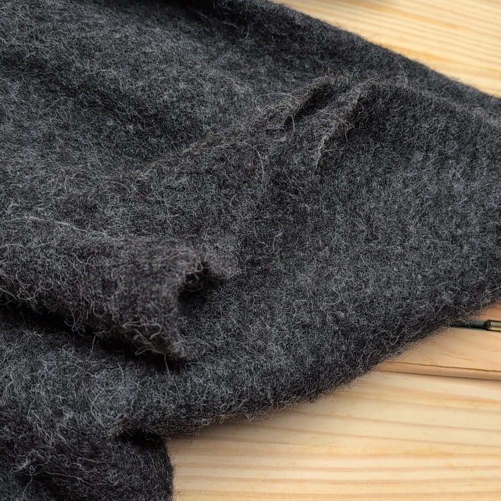 J. Crew Charcoal Women's Crew Neck Alpaca Wool Blend Sweater Size XS - Picture 13 of 13